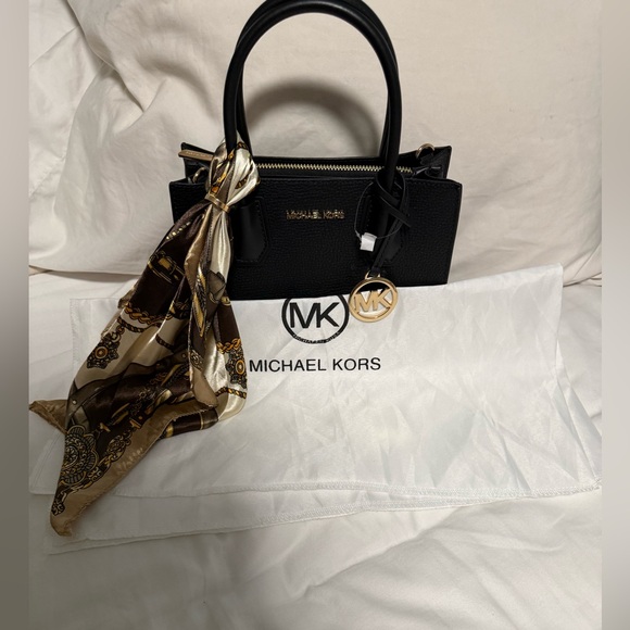 MICHAEL MICHAEL KORS “Mercer” NWT Black leather messenger Bag Full Inclusion! - Picture 10 of 11